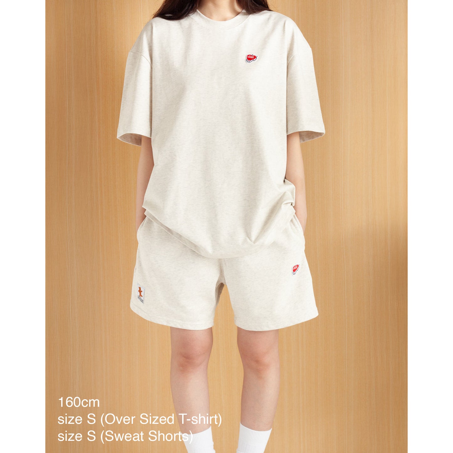 【7月7日再入荷】Heart-Logo Sweat Shorts (Oatmeal)
